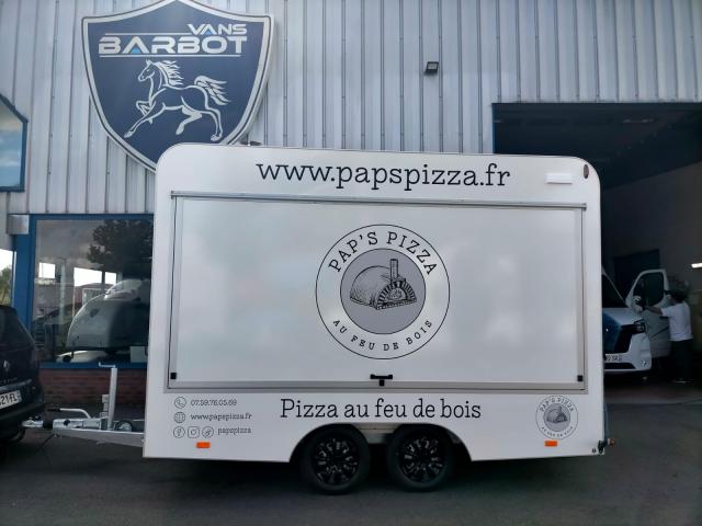 Foodtruck pizza à Caen : l'expertise Laromorque en action